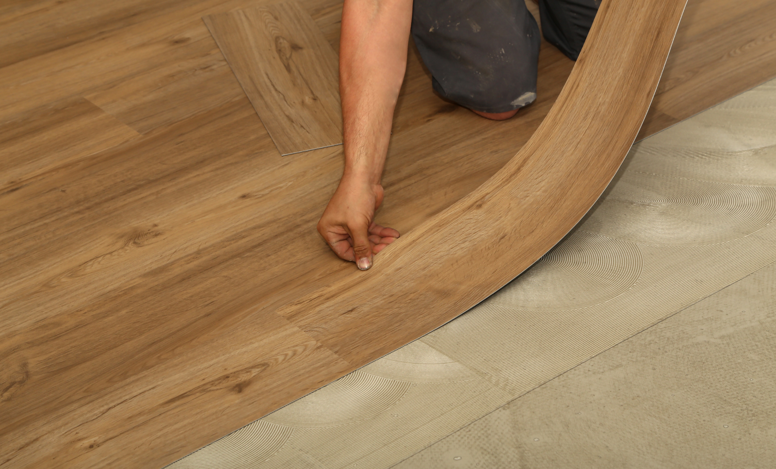 VINYL FLOORING