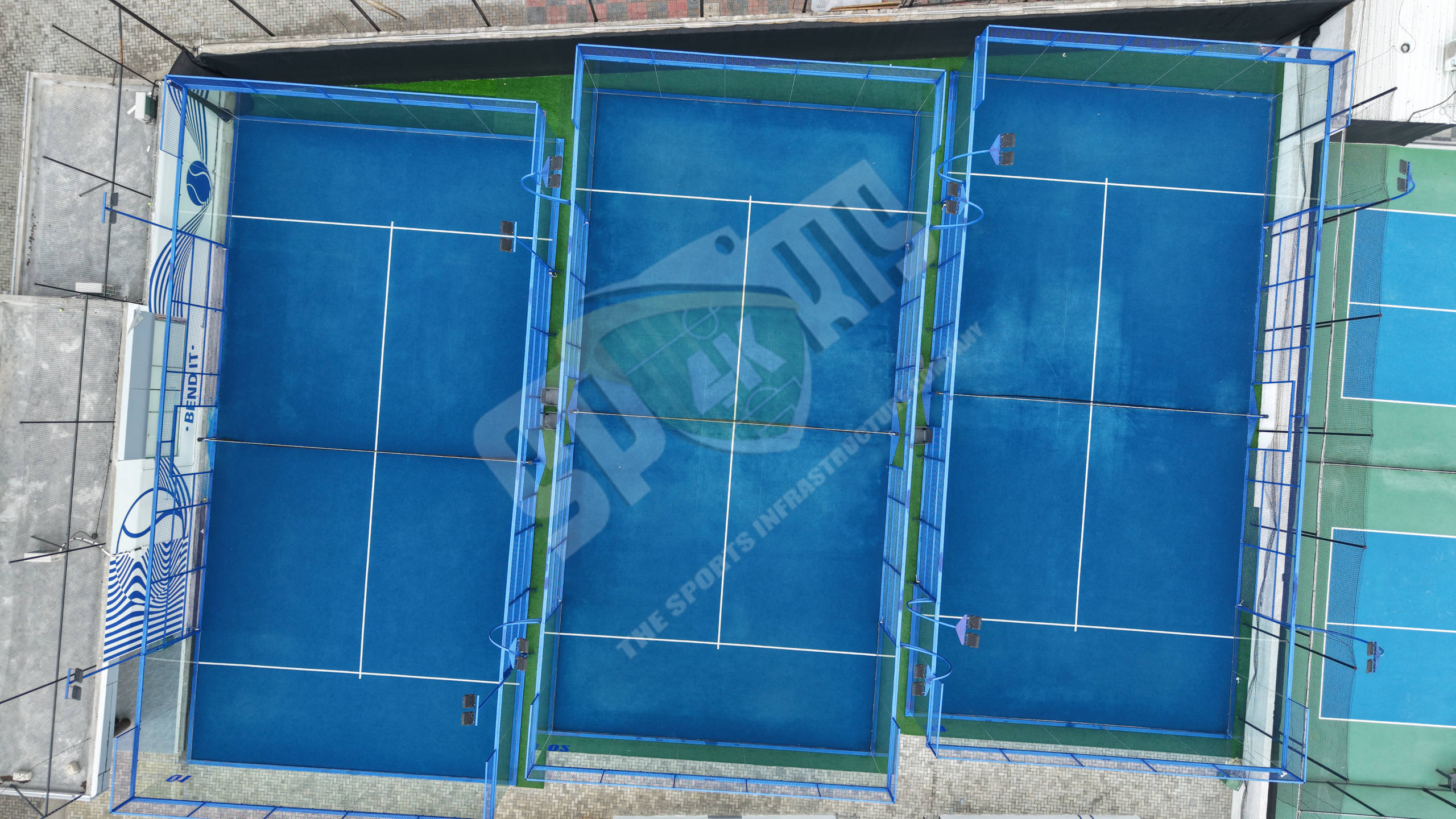Paddleball court construction